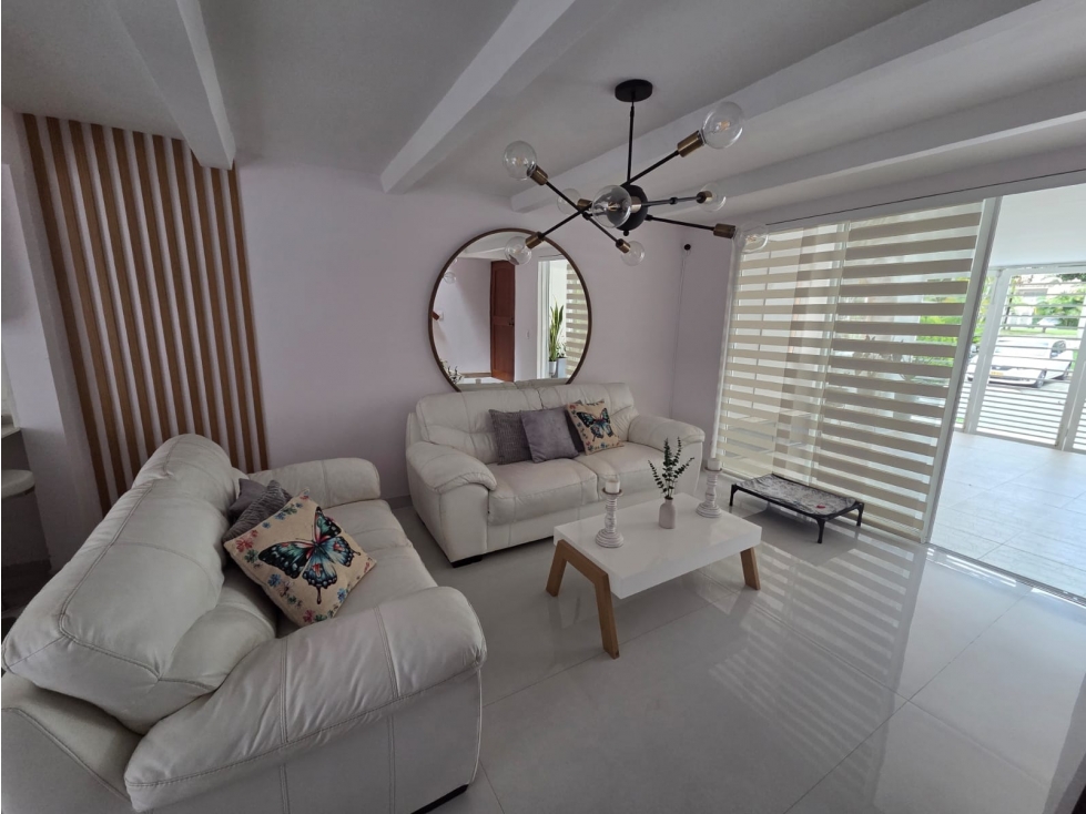 Casa en venta en Medellín sector Belén La Mota