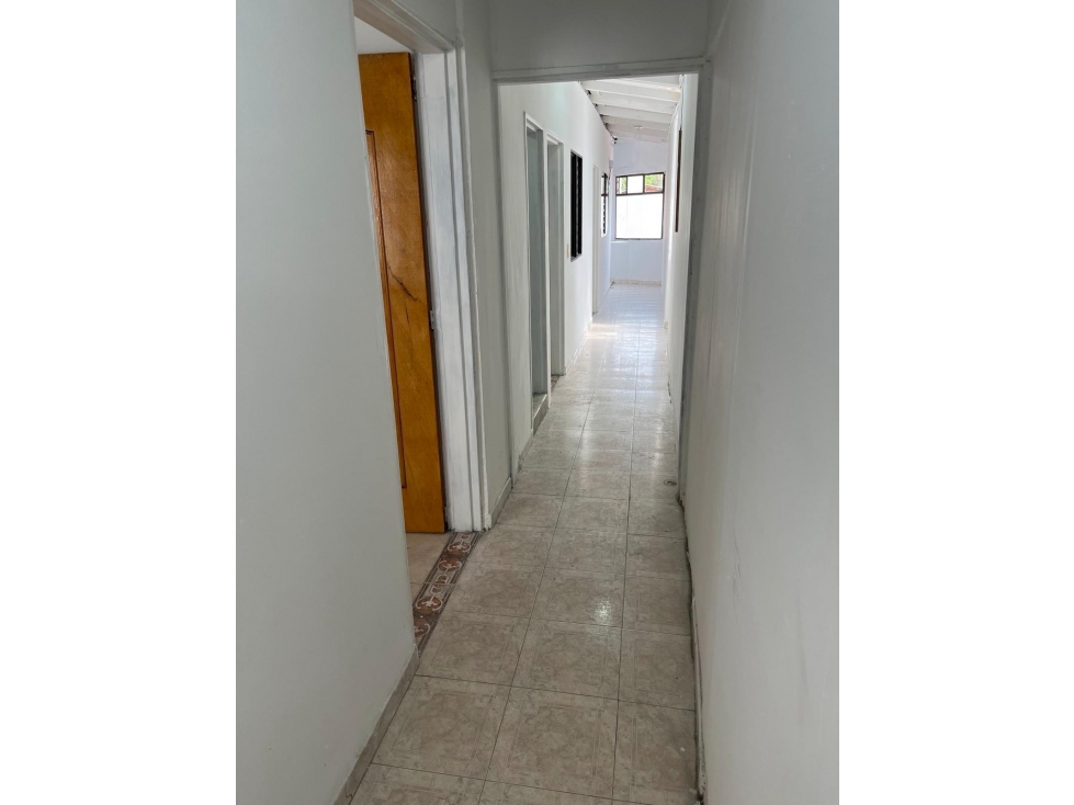 Venta Casa Multifamiliar en la estrella cerca del parque — foto 2