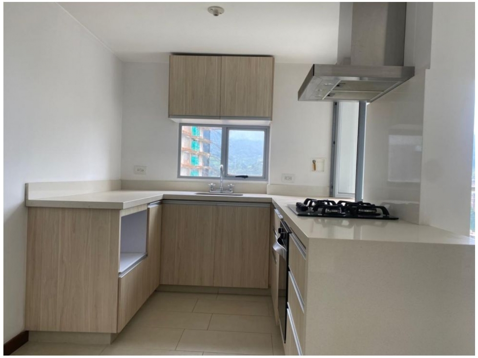 Apartamento en Venta Envigado Loma de Las Brujas — foto 2