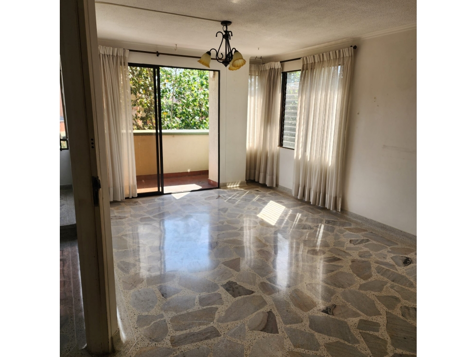 Venta apartamento en laureles Cerca de UPB — foto 2