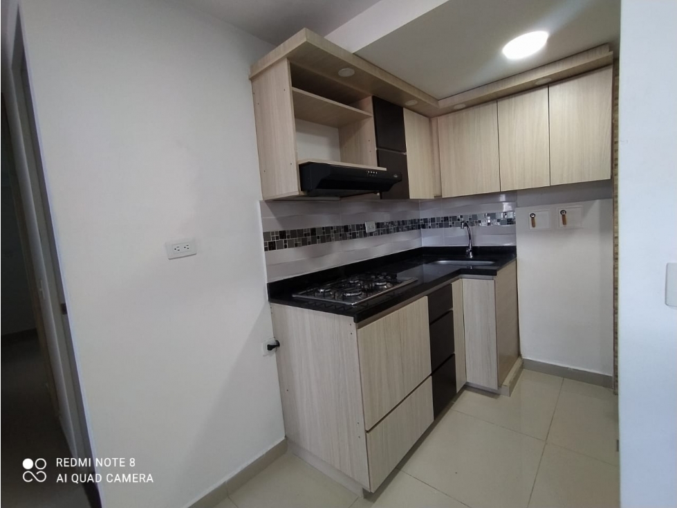 Apartamento en venta en Medellín sector Robledo Pajarito — foto 2