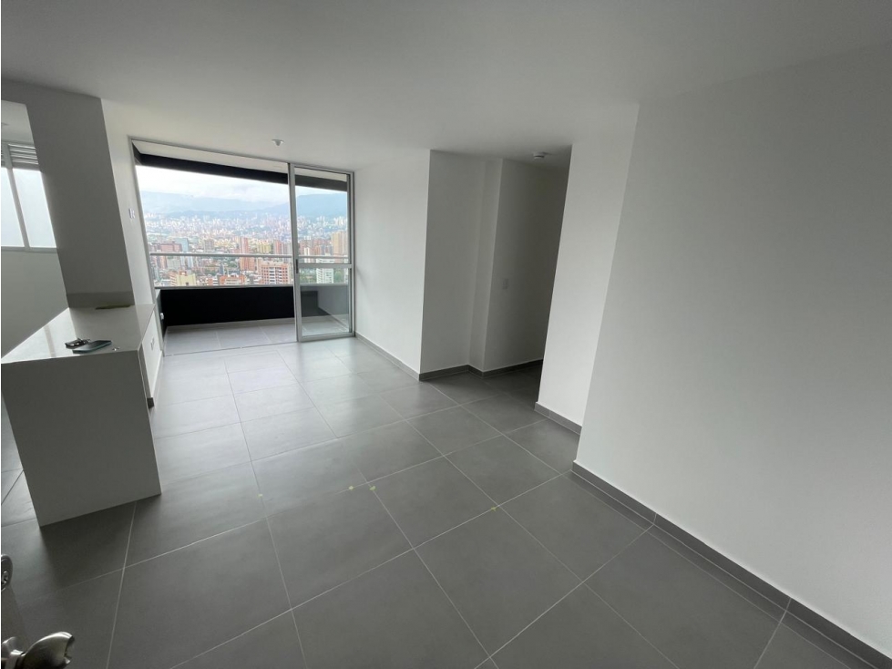 Apartamento en venta en Sabaneta sector Las Lomitas — foto 2