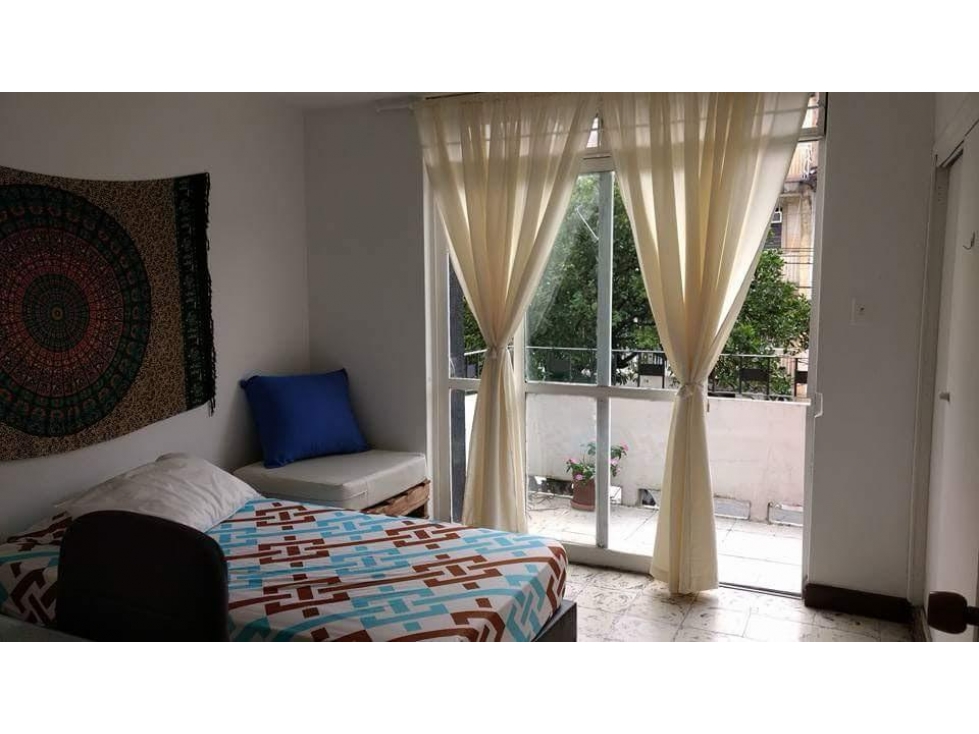 Casa en venta en Medellín sector Laureles Estadio — foto 4