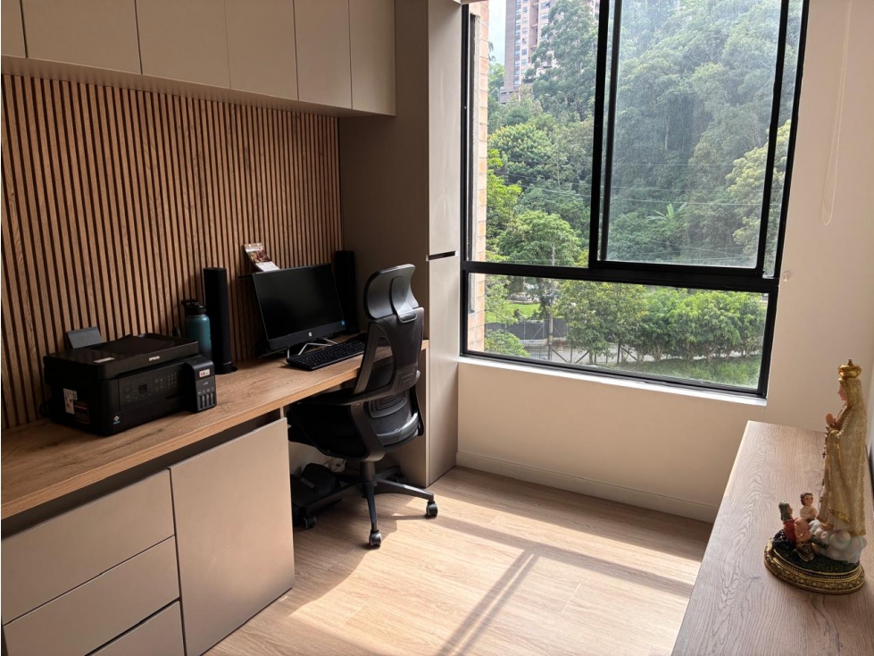 Apartamento en venta en Envigado sector Loma de Las Brujas — foto 4