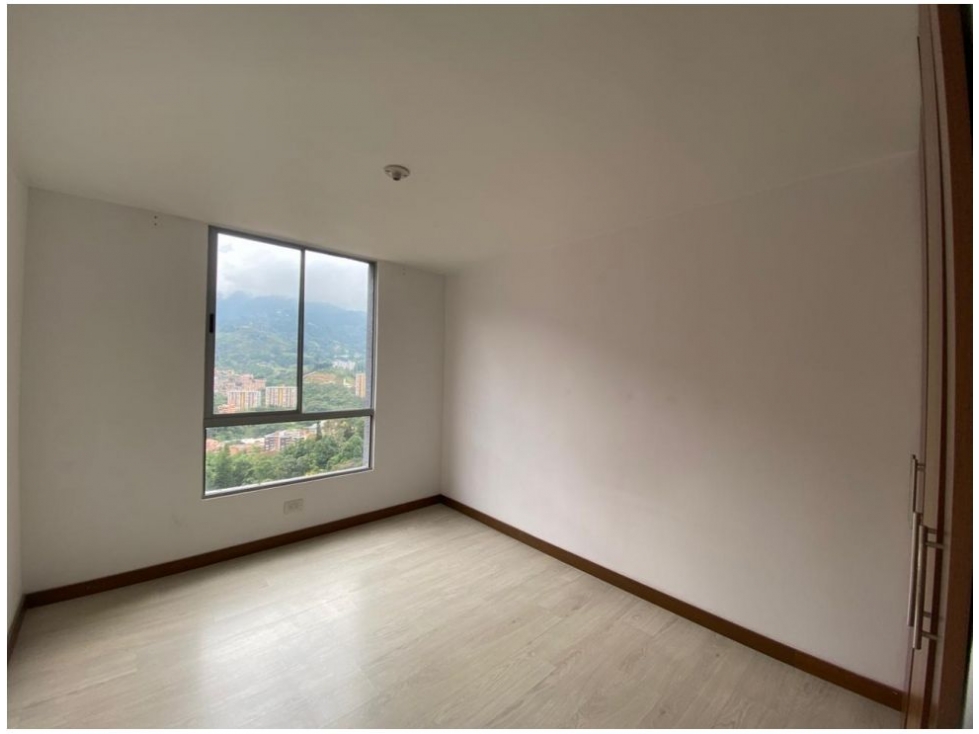 Apartamento en Venta Envigado Loma de Las Brujas — foto 5