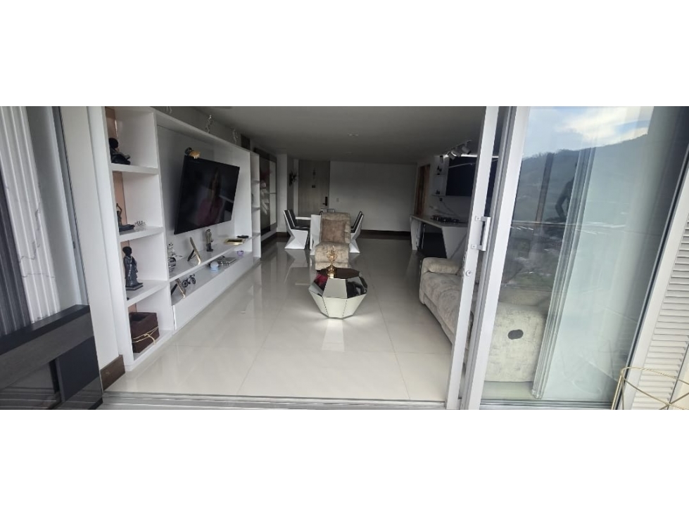 Apartamento en venta en Sabaneta sector Las Lomitas — foto 5