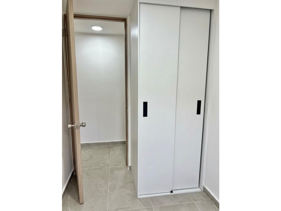 Apartamento en venta en Medellín sector Alto de Calasanz — foto 5