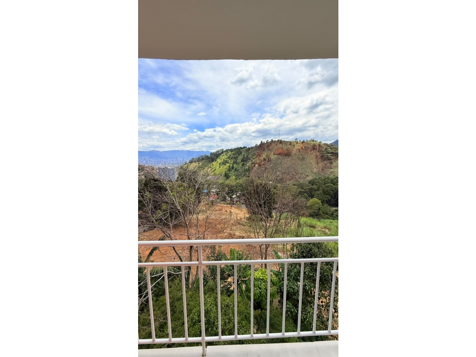 Apartamento en venta en Medellín sector Robledo La Aurora — foto 5