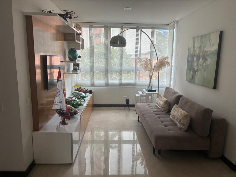 Apartamento en venta en El Poblado sector Santa María de los Ángeles — foto 5