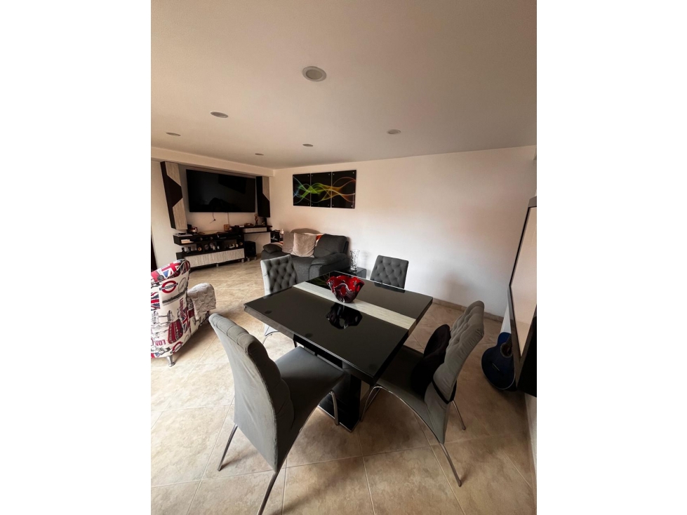 Apartamento en venta Envigado Jardines — foto 2