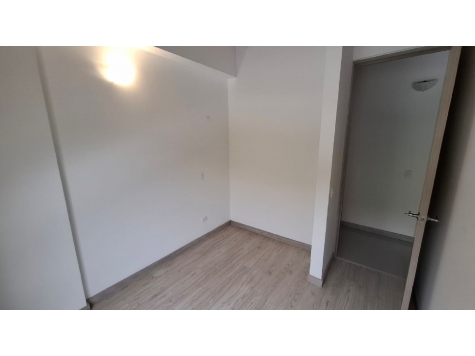 Apartamento en venta en cerca a la Vía principal El Retiro — foto 4