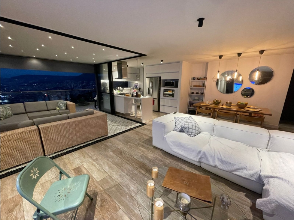 Apartamento en venta en Sabaneta sector Las Lomitas — foto 2