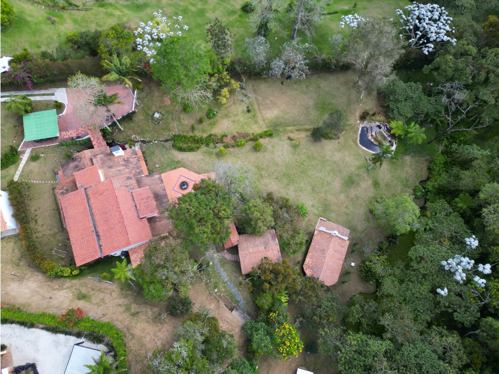 CASA CAMPESTRE EN EL RETIRO — foto 6