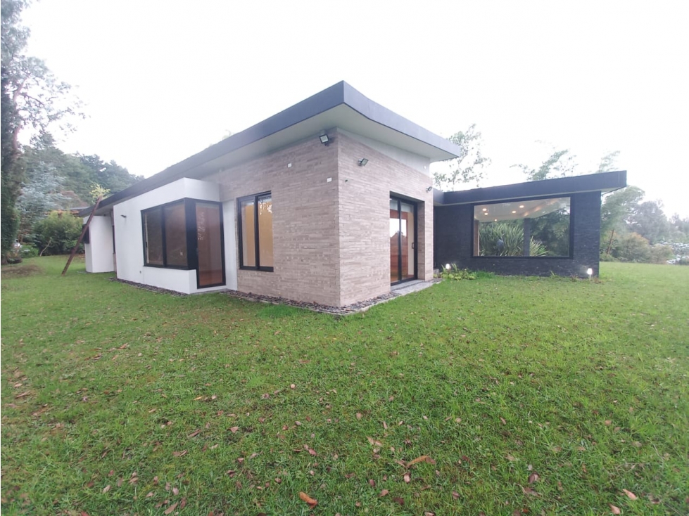Casa campestre sector aeropuero Jose Maria Cordoba - 2
