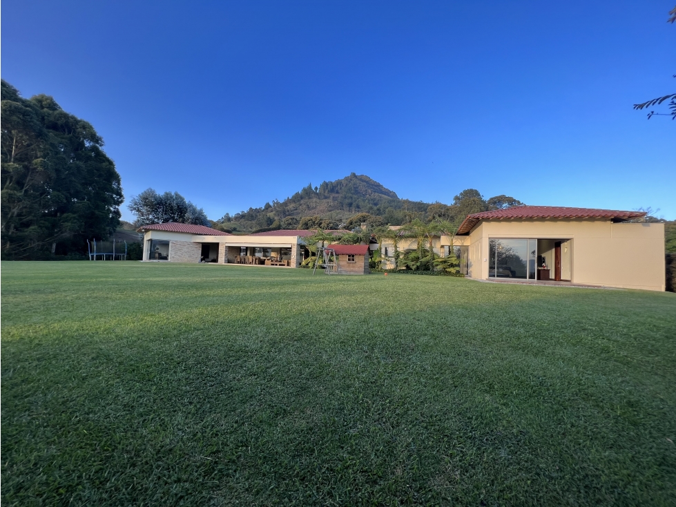 Casa campestre Corredor San Antonio - La Ceja