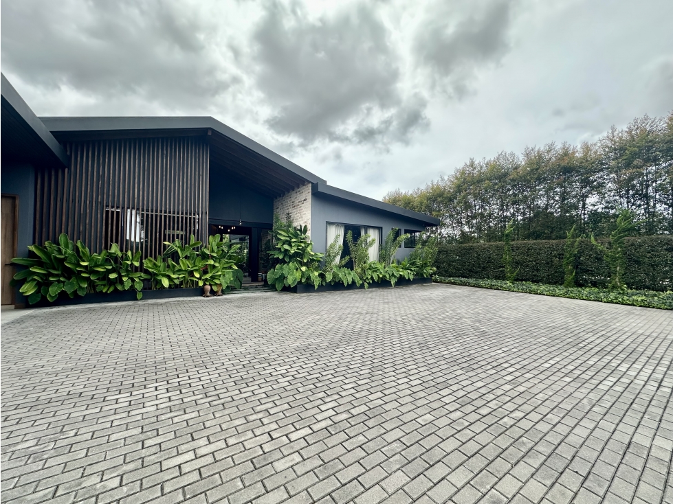 CASA CAMPESTRE EN LLANOGRANDE — foto 6