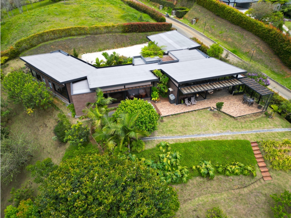 CASA CAMPESTRE COREDOR SAN ANTONIO-LA CEJA