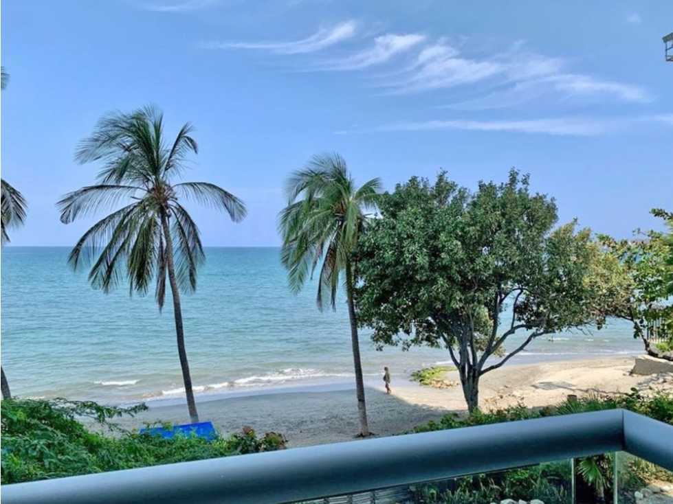 Apartamento en Venta, Frente al Mar en Sector Salguero, Santa Marta