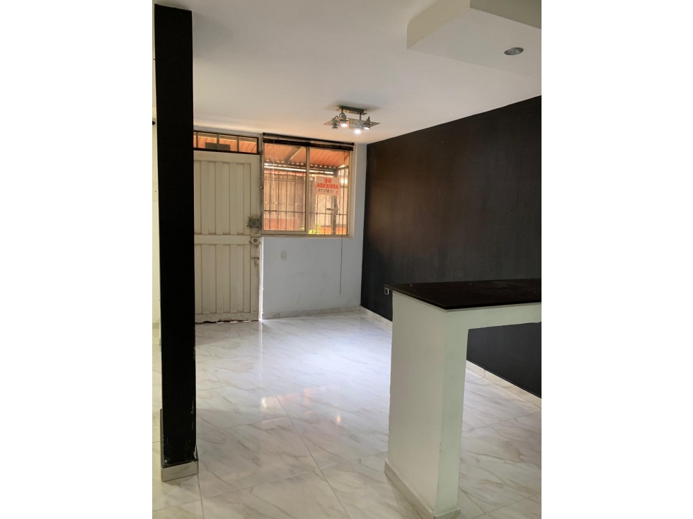 CASA DUPLEX EN VENTA - PARQUE INDUSTRIAL, MIRADOR DE LLANO GRANDE
