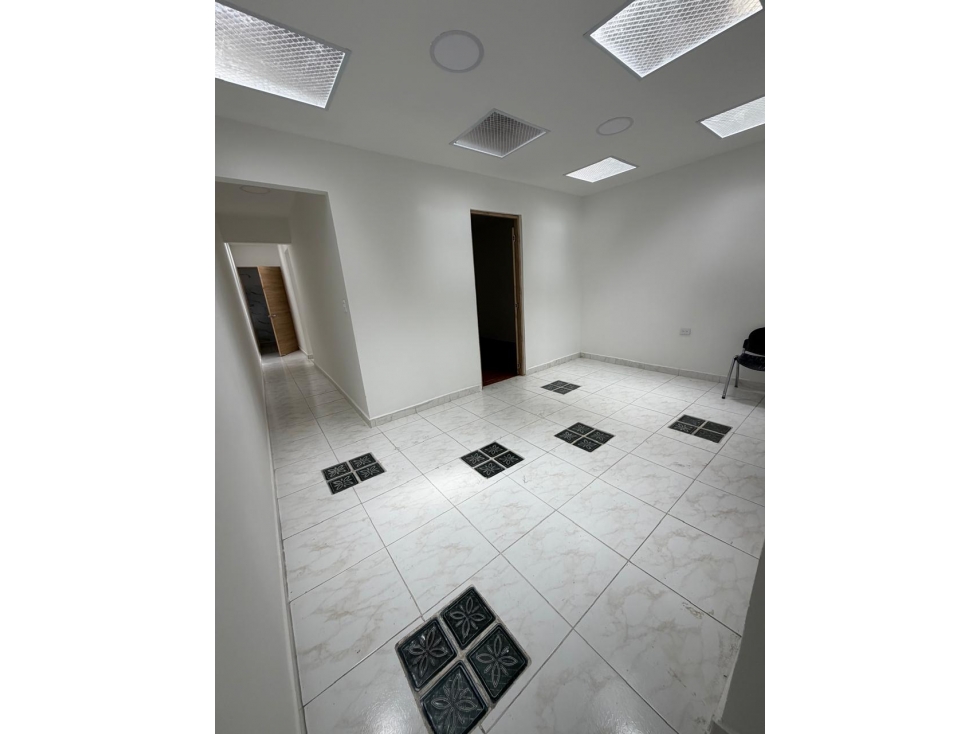 CASA EN RENTA - SECTOR CENTRO, CALLE 15