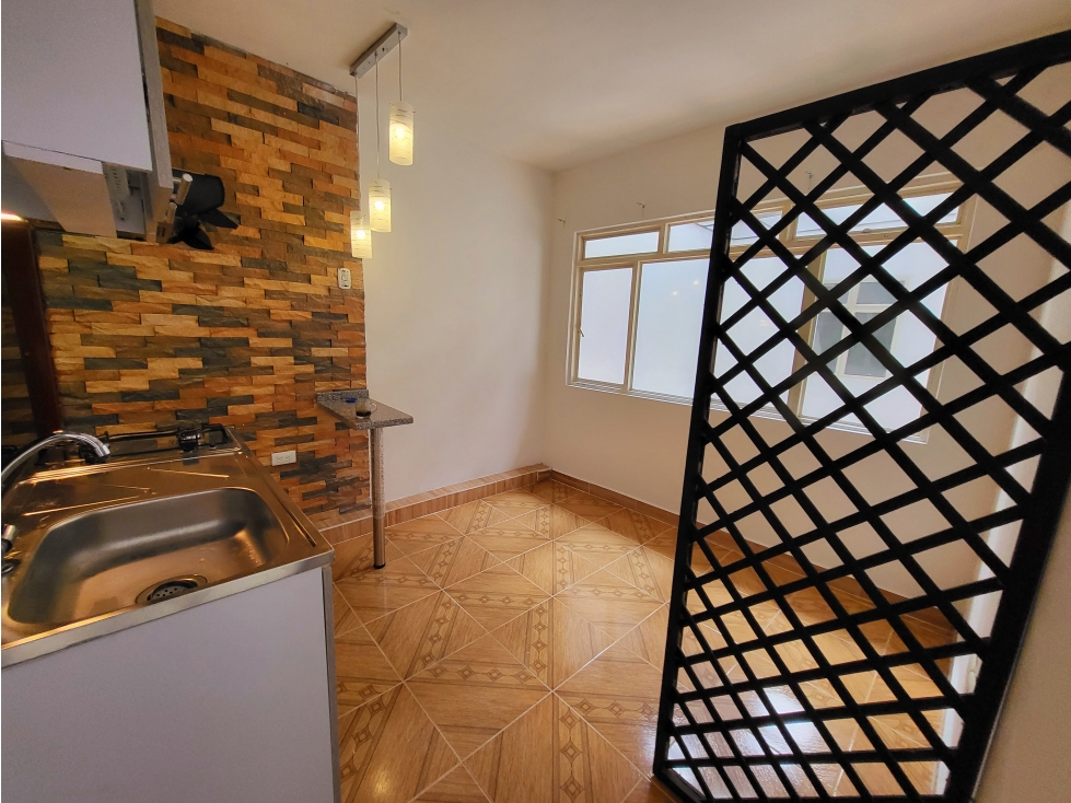 SE VENDE O PERMUTA EDIFICIO CIRCUNVALAR - SECTOR CIRCUNVALAR, CRA 12 - 6