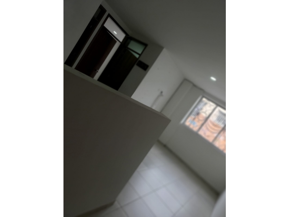 APARTAMENTO EN RENTA - SECTOR CENTRO, CARRERA 3 - 5