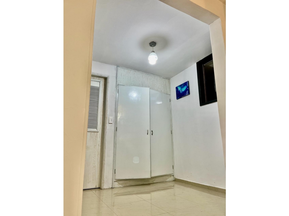 APARTAMENTO EN VENTA - SECTOR CIRCUNVALAR, EDIFICIO IBIZA — foto 2