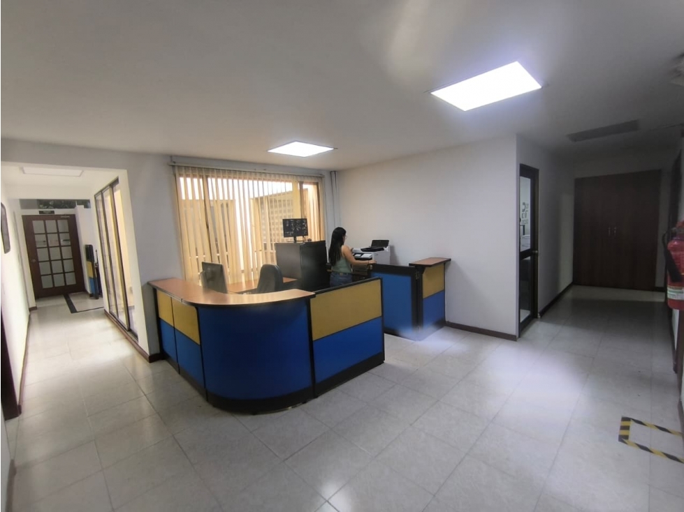 DOS PREDIOS COMERCIALES EN VENTA - SECTOR AV. 30 DE AGOSTO — foto 2