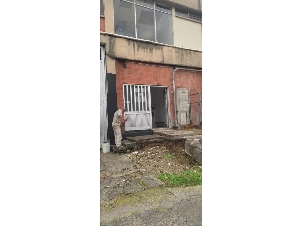 BODEGA EN RENTA - SECTOR AV DEL RIO, CARRERA 1 - 2