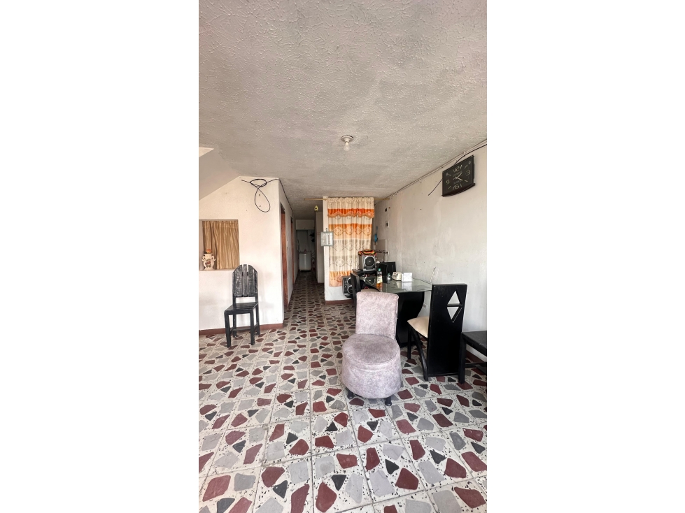CASA EN VENTA DE TRES PISOS - SECTOR CUBA, BARRIO VILLA ELISA SAUCES — foto 4