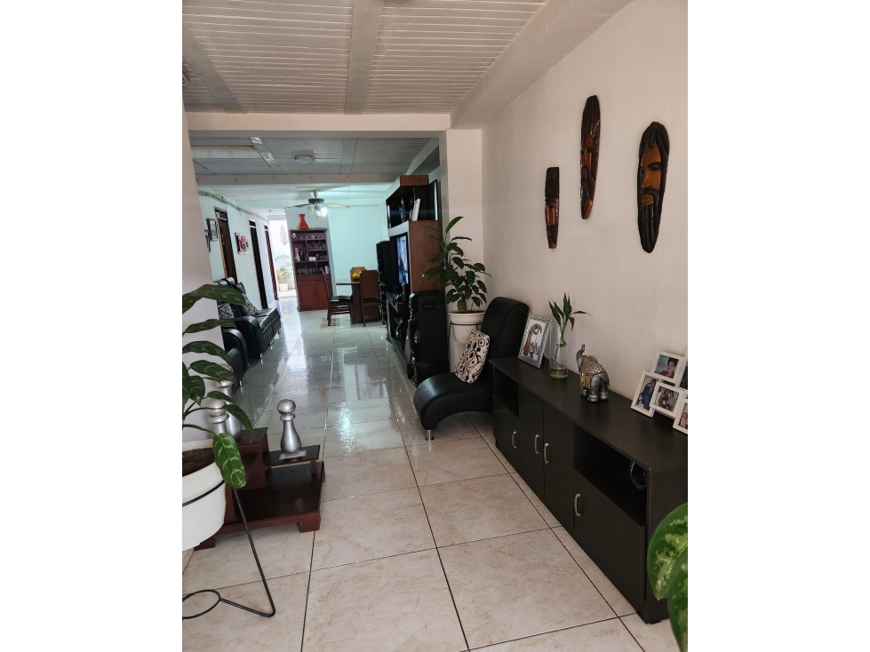 CASA EN VENTA DE TRES PISOS - SECTOR PROVIDENCIA, CARRERA 20 — foto 5