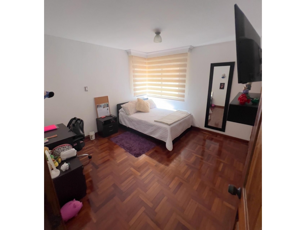 APARTAMENTO EN VENTA - SECTOR PINARES, EDIFICIO LIVERPOOL — foto 3