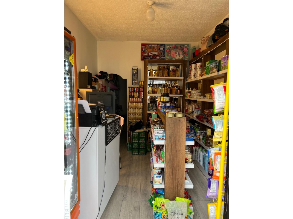 LOCAL 2 EN VENTA - SECTOR CUBA, BOSQUES DE SANTA MÓNICA — foto 4