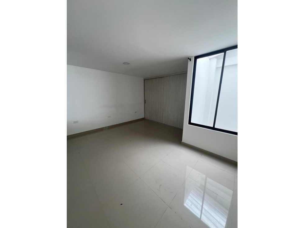 CASA DE TRES NIVELES EN RENTA - SECTOR SANTA ROSA, LA HERMOSA — foto 5