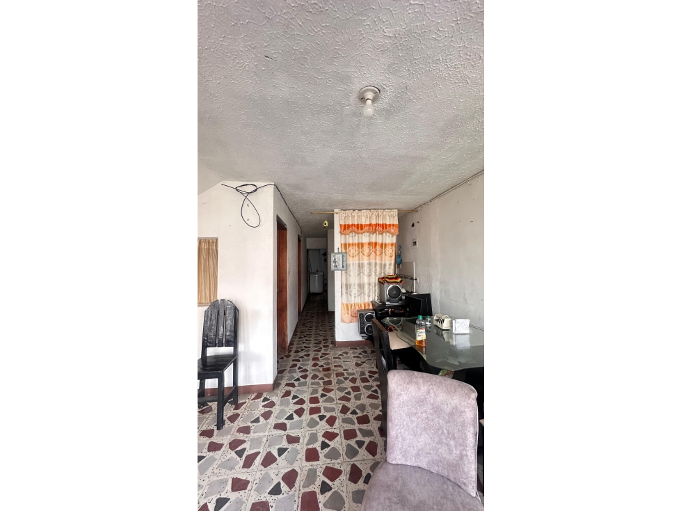 CASA EN VENTA DE TRES PISOS - SECTOR CUBA, BARRIO VILLA ELISA SAUCES — foto 5