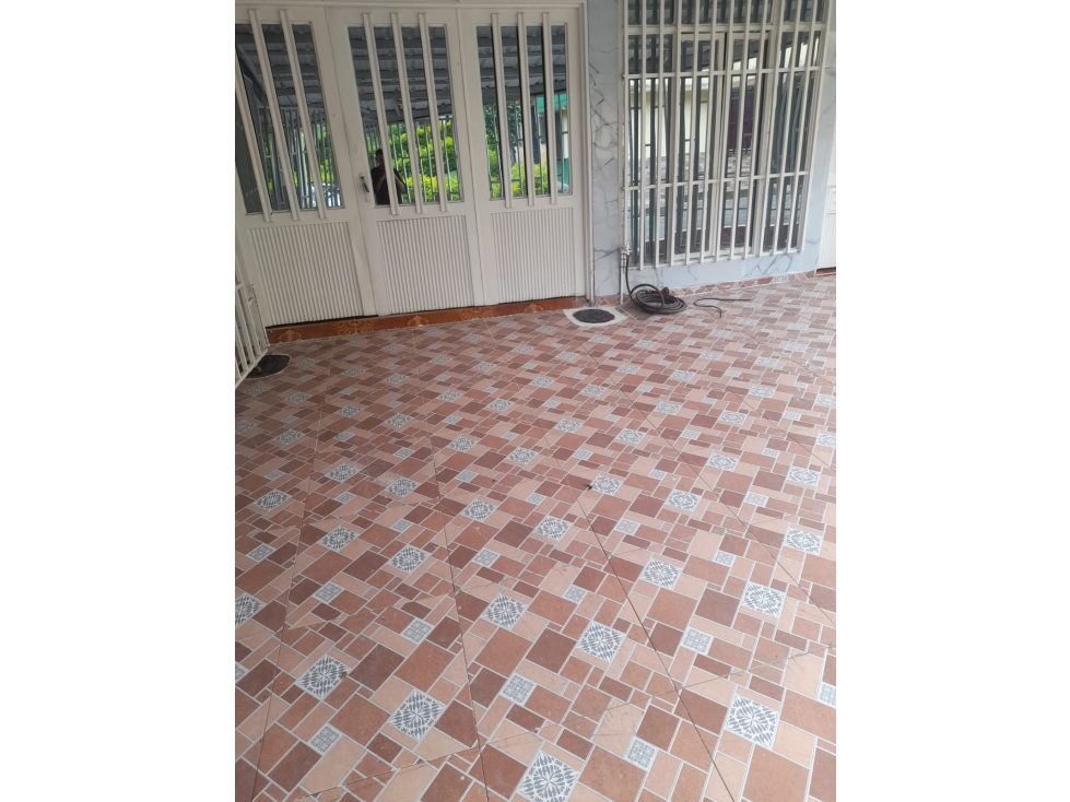 CASA DUPLEX EN VENTA - SECTOR DOSQUEBRADAS, BARRIO LAS ACACIAS — foto 3