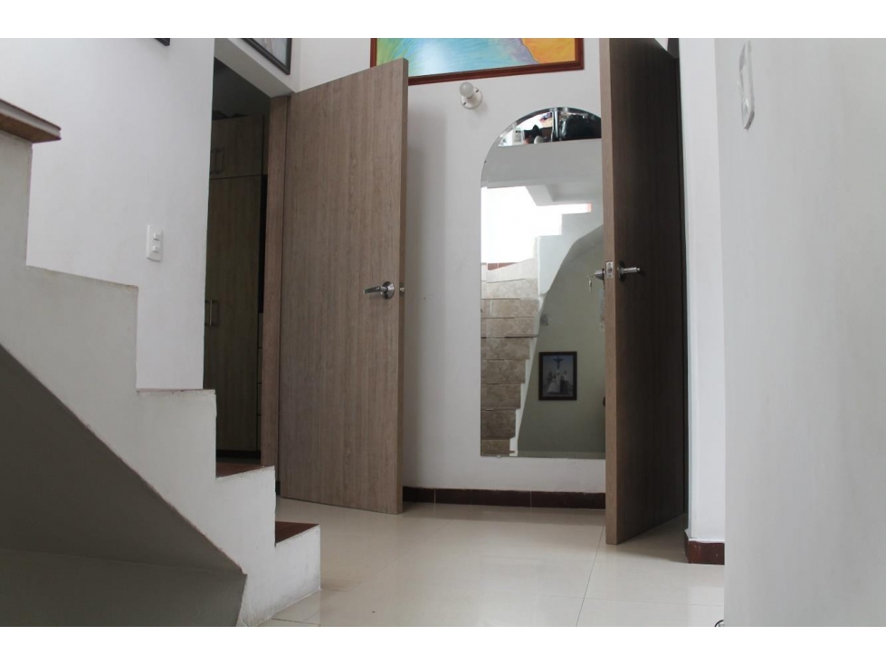 CASA DE TRES NIVELES EN VENTA BARRIO MARACAY, DOSQUEBRADAS. - 5