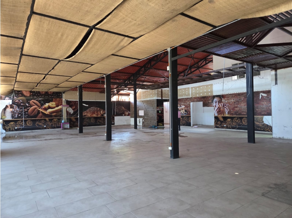 LOCAL EN RENTA DE GRAN TAMAÑO - SECTOR COMBIA, EN EL PUENTE OTUN — foto 3