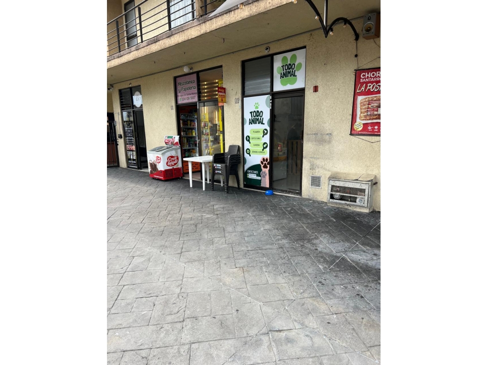 LOCAL 2 EN VENTA - SECTOR CUBA, BOSQUES DE SANTA MÓNICA