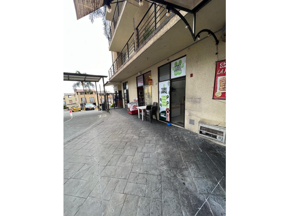 LOCAL 3 EN VENTA - SECTOR CUBA, BOSQUES DE SANTA MÓNICA — foto 4