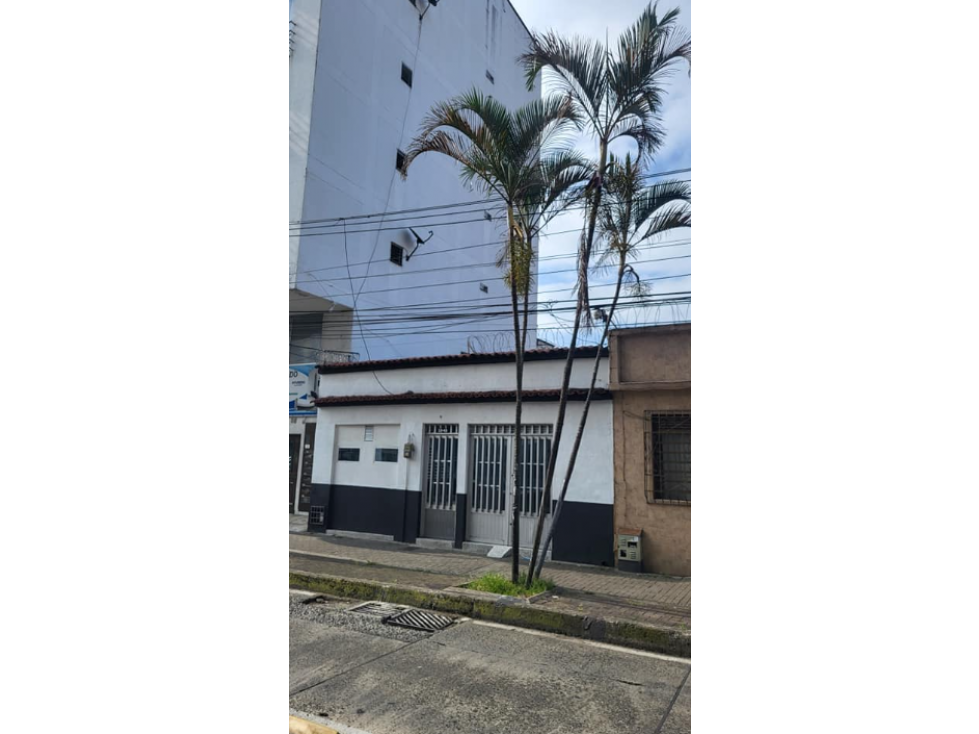 CASA Y APARTAESTUDIOS EN VENTA - SECTOR CENTRO, CARRERA 8 — foto 2