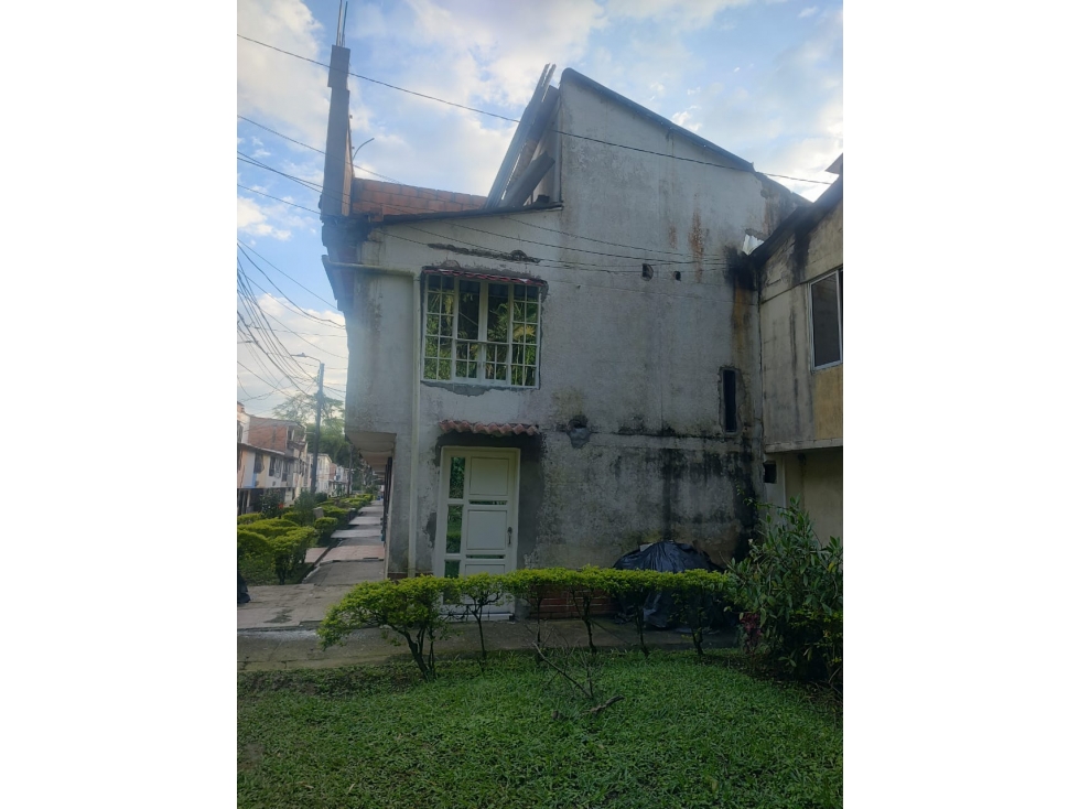 CASA EN VENTA - SECTOR DOSQUEBRADAS, BOSQUES DE LA ACUARELA — foto 2