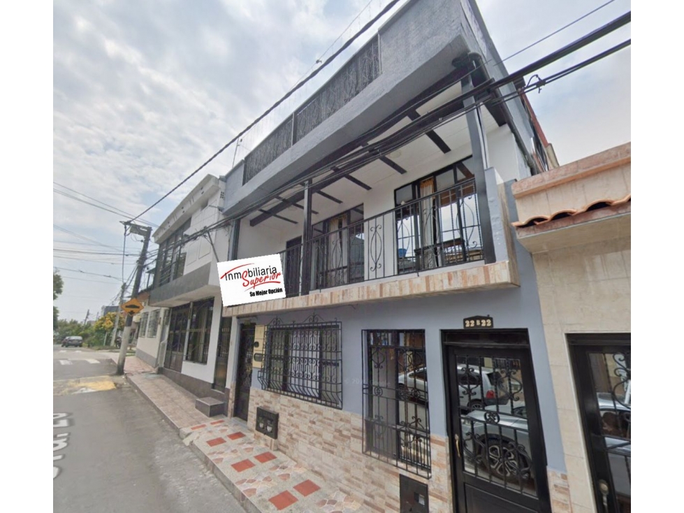 CASA EN VENTA DE TRES PISOS - SECTOR PROVIDENCIA, CARRERA 20