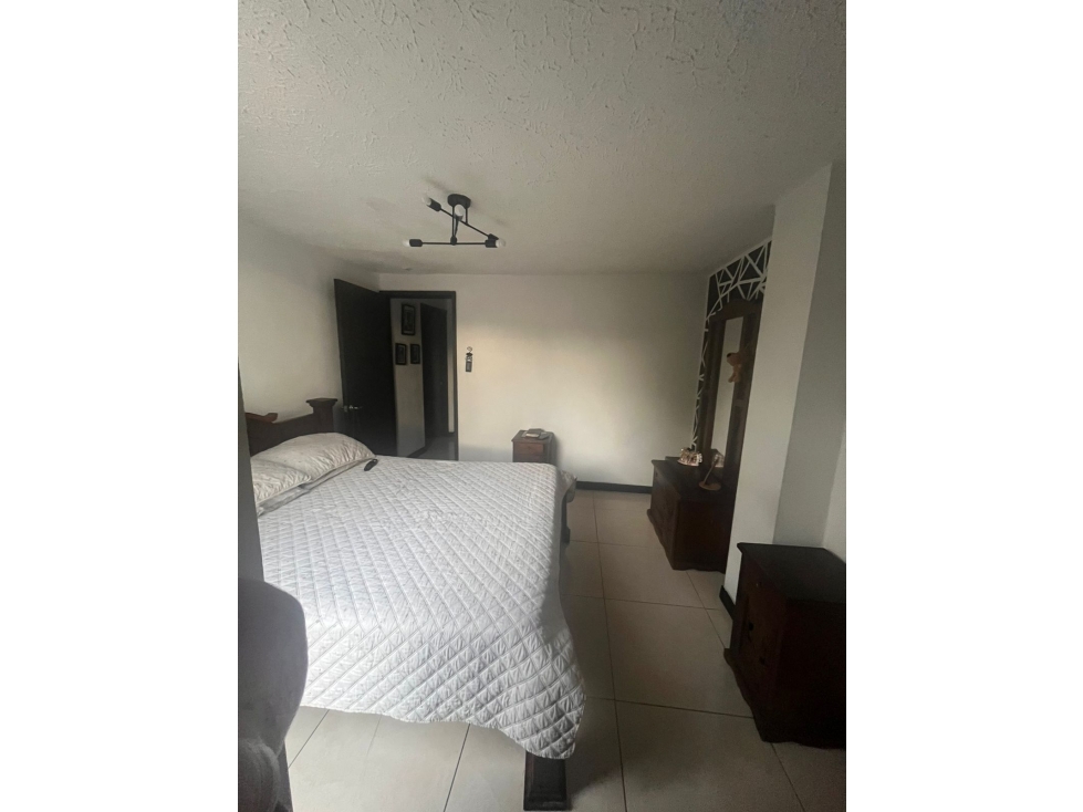 CASA DE TRES NIVELES EN VENTA - SECTOR TERMINAL, VERONA ll — foto 4