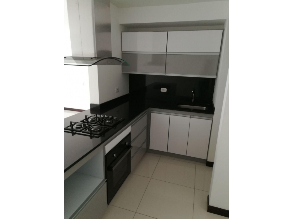 APARTAMENTO EN VENTA - SECTOR CERRITOS, CONJ. TANGARA — foto 4