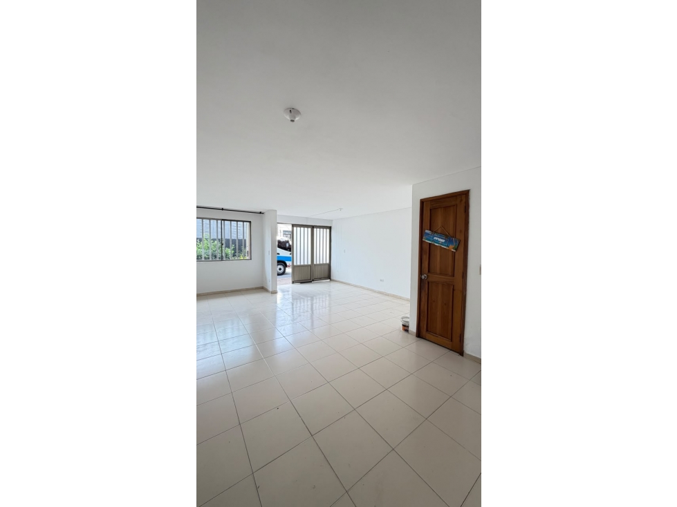 CASA DUPLEX EN RENTA - SECTOR CENTRAL, BARRIO CENTENARIO — foto 3
