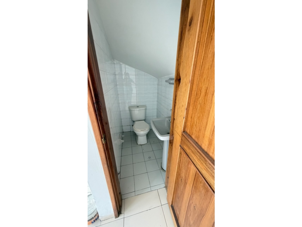 CASA DUPLEX EN RENTA - SECTOR CENTRAL, BARRIO CENTENARIO — foto 4