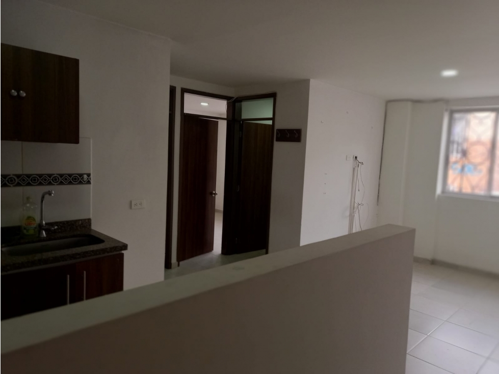 APARTAMENTO EN RENTA - SECTOR CENTRO, CARRERA 3 - 6