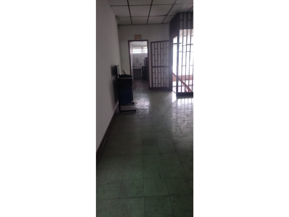 BODEGA EN RENTA - SECTOR AV DEL RIO, CARRERA 1 - 5