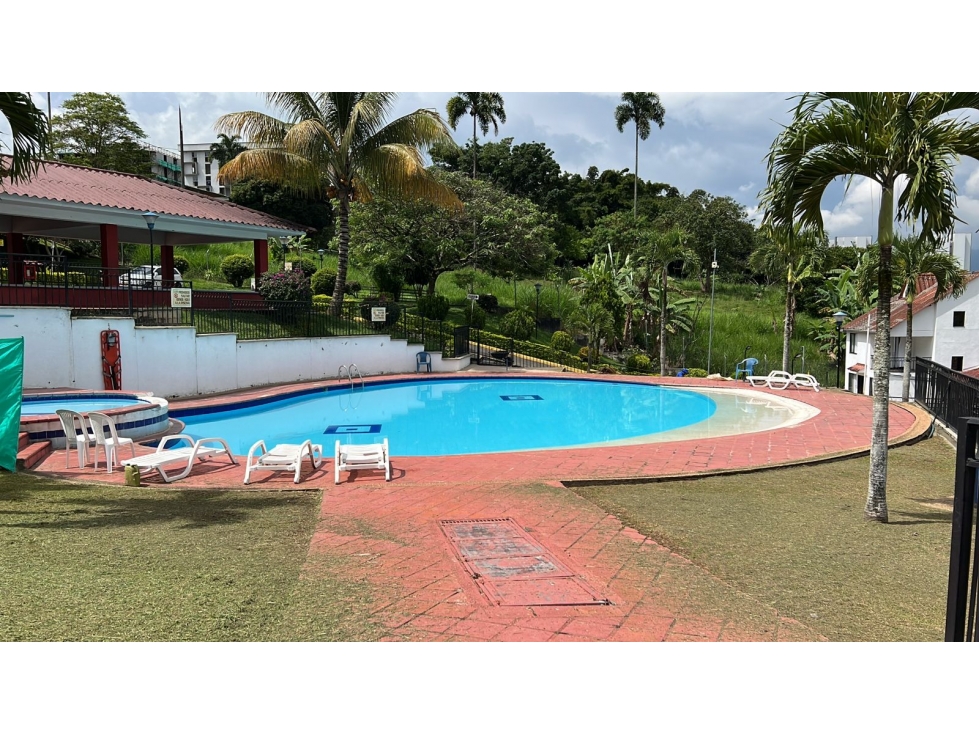 CASA EN VENTA - SECTOR AV 30 DE AGOSTO, CONJUNTO CAÑAVERAL — foto 6